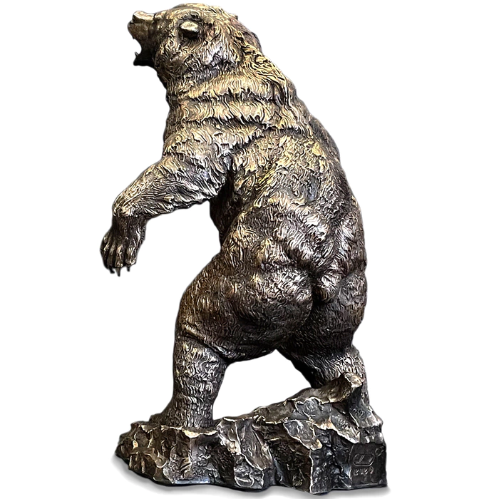 The author's bronze sculpture "Big Bear"
